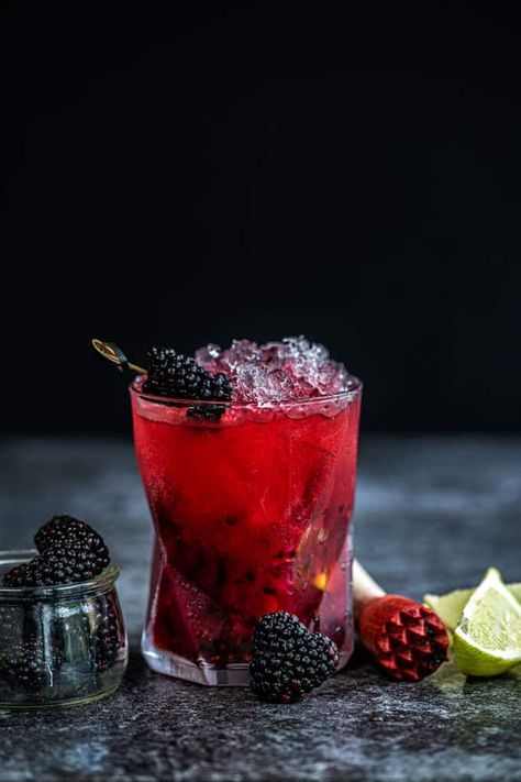 Gimlet Recipe, Bramble Cocktail, Cosmopolitan Cocktail, Lemon Vodka, Chilled Desserts, Pink Raspberry, Gin Cocktail, Sugar Free Syrup, Flavored Vodka