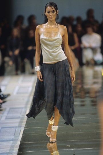 Chloe Runway, Chloe Fashion, Gisele Bündchen, Couture Runway, Fashion Victim, Runway Collection, Outfit Inspo Fall, Aesthetic Fashion, Runway Fashion