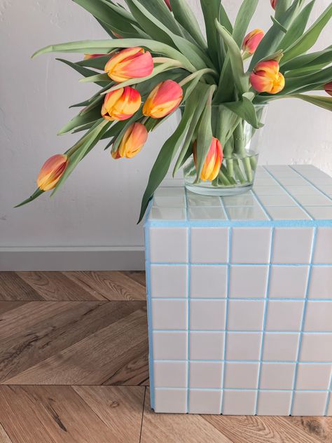 Tiles Furniture Diy, Tile Cube Table, Tiled Plinth, Tile Table Diy, Tile Furniture Diy, Tiled Planter, Coffee Table Tile, Tiled Cube, Tiled Furniture