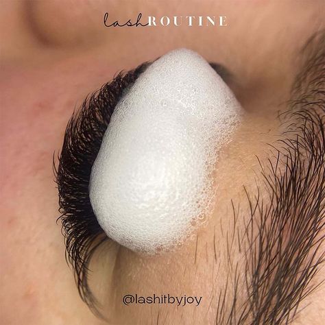 What Soap Can I Use to Wash My Eyelash Extensions? Eyelash Wash Recipe, Wash Lashes Extensions, Eyelash Extensions Cleaning, Eyelash Extensions Care Tips, How To Wash Lashes, Lash Extension Cleaning, Diy Lash Shampoo Recipe, How To Care For Lash Extensions, Washing Lash Extensions