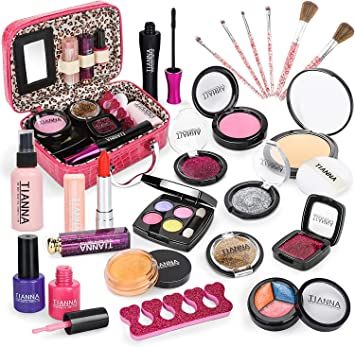 Kids Make Up Set, Childrens Makeup, Real Makeup, Make Up Kits, Pretend Makeup, Makeup Toys, Makeup Kit For Kids, Play Makeup, Makeup Sets