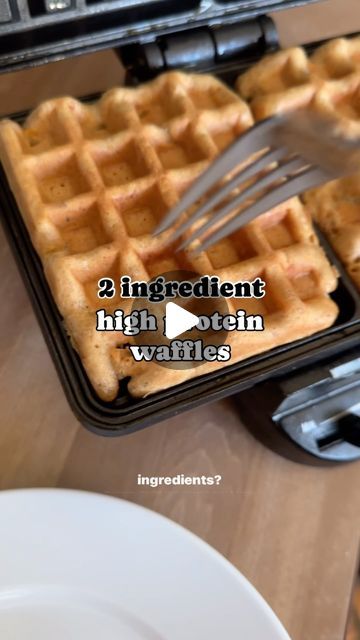 Chrissy Petty on Instagram: "Are you more of a pancake or waffle girlie? 🥞🧇

Here’s the easiest way to make a high protein, low carb waffle with only TWO INGREDIENTS.

I used 2 eggs + heaping spoonful of peanut butter (you can just use 1 egg if you want, I used 2 for a fluffier vibe).

Back in my keto days, these were a staple if I was craving waffles and I saw my friend @ketomadesimple 😘 make them recently and was re-inspired!

Would you try these?

#recipes #lowcarbhighprotein #highprotein #lowcarbrecipes #waffles" Low Carb Waffle Recipe, High Protein Waffles, Protein Waffle Recipe, Low Carb Waffle, Peanut Butter Waffles, Low Carb Waffles, Egg Waffle, Protein Waffles, My Keto