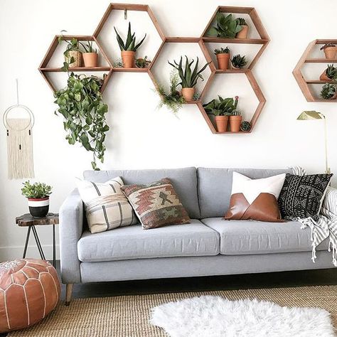 7 Quick and Easy Ways to Refresh Your Home on a Budget Design Ložnic, Honeycomb Shelves, Small Space Interior Design, Home On A Budget, Decor Ikea, Inspire Me Home Decor, Refresh Your Home, Diy Home Decor On A Budget, Easy Home Decor