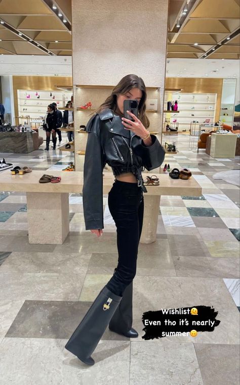 Fendi Sock Boots Outfit, Outfit With Givenchy Boots, Rain Going Out Outfit, Black Givenchy Boots Outfit, Givanchi Boot Outfit, Lock Boots Outfit, Foldover Boots Outfit, Givenchy Shark Boots Outfit, Givenchy Boots Outfit