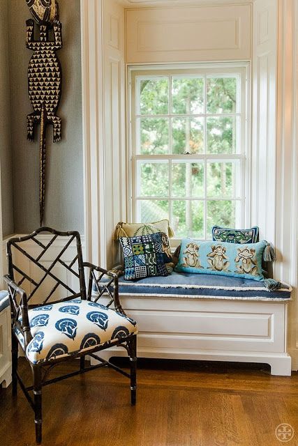 Chinese Chippendale Chairs, Chippendale Chairs, Chinese Chippendale, New England Homes, Chinoiserie Chic, Up House, House And Home Magazine, Window Seat, Elle Decor