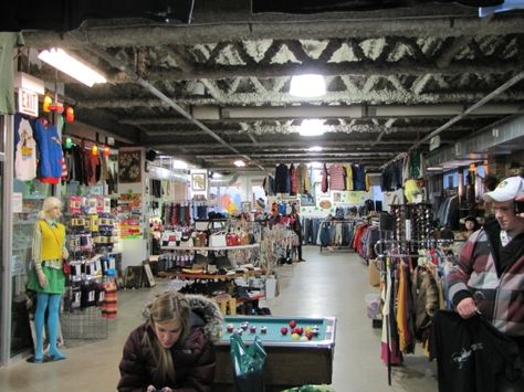 10 Best Thrift Stores in Chicago Who says being stylish has to cost a lot? There’s no shame in buying clothes second hand, especially when you’re in college. Chicago Thrift Stores, Best Thrift Stores, Chicago Weekend, Feel So Close, Chicago Vintage, Army Surplus, Thrift Stores, Vintage Store, Thrift Store