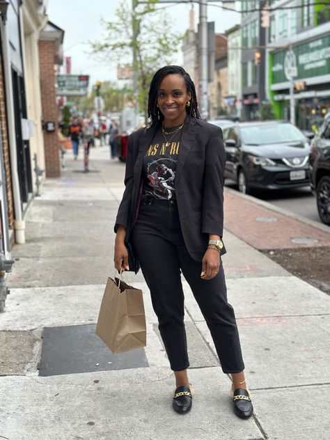 I love these @stevemadden mules and this @target graphic tee paired with a black blazer. Elevate it with some gold jewelry 🙌🏾❤️ Black Blazer Graphic Tee Outfit, Graphic T Shirt With Blazer Outfit Women, Tshirt With Slacks, Tshirt And Blazer Outfit For Work, Graphic Tee And Slacks Outfit, Dressy Tshirt Outfits, Blazer Graphic Tee Outfit, Graphic Tee And Blazer Outfits, Graphic Tee With Blazer