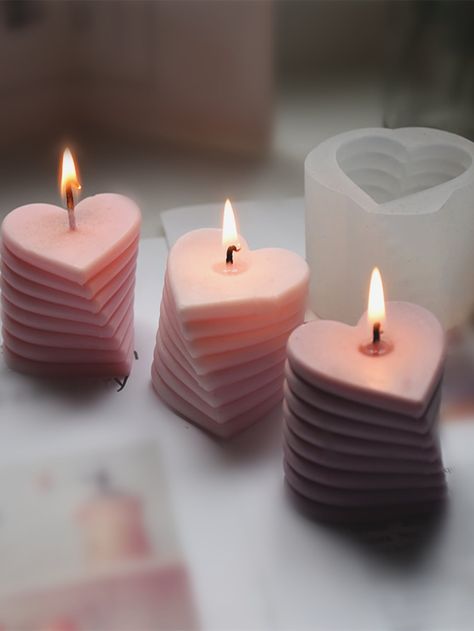 1pc Heart Design Silicone Candle Mold Pillar Candle Molds, Heart Shaped Candles, Shaped Candles, Soya Mumu, Formy Silikonowe, Candle Making Molds, Aromatic Candles, Heart Candle, Silicone Candle Molds