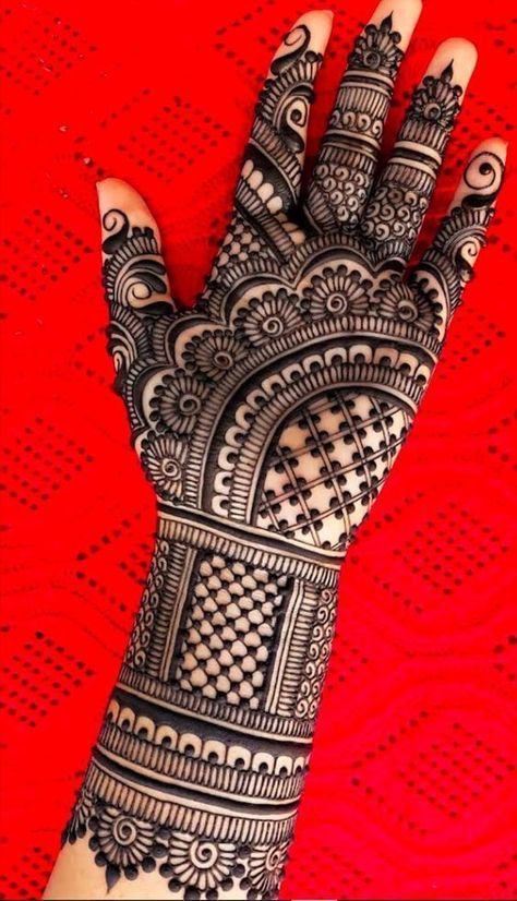 Arabic Mehndi Designs Latest Back Hand, Full Palm Mehndi Designs Simple, Simple Mehndi Design For Beginners, Mehandi Designs Easy Simple Palm, Mehndi Designs For Hands Palms, Cone Designs For Hands Full, Easy Mehendi Designs For Beginners Palm, Full Hand Mehndi Designs Simple Easy, Cone Designs For Hands Simple