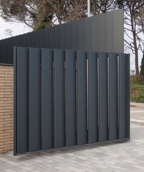 Pin de MICHAŁ KACZMARCZYK en ogrodzenia en 2022 | Verjas para casas, Rejas para casas modernas, Rejas para casas Small Entrance Ideas, Gate Design Entrance, Entrance Gate Ideas, Entrance Doors Design, Pagar Modern, Modern Main Gate Designs, Fence Wall Design, Aesthetic Door, Door Aesthetic