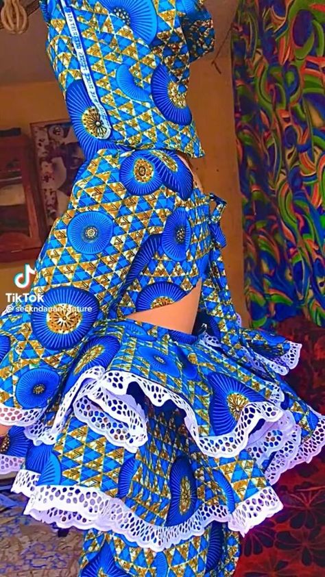 Ankara Dress Styles For Ladies, Dress Styles For Ladies, Dope Fashion Outfits, African Fabric Dress, Ankara Dress Styles, African Print Dress Ankara, African Dresses Modern, African Wear Dresses, African Print Dress Designs