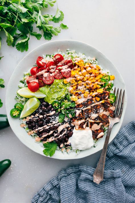 Burrito Bowls Burrito Bowl Sauce, Quinoa Burrito Bowl, Quinoa Burrito, Cilantro Lime Quinoa, Chicken Cilantro, Burrito Bowl Recipe, Burrito Bowls Recipe, Chelsea's Messy Apron, Rice Beans