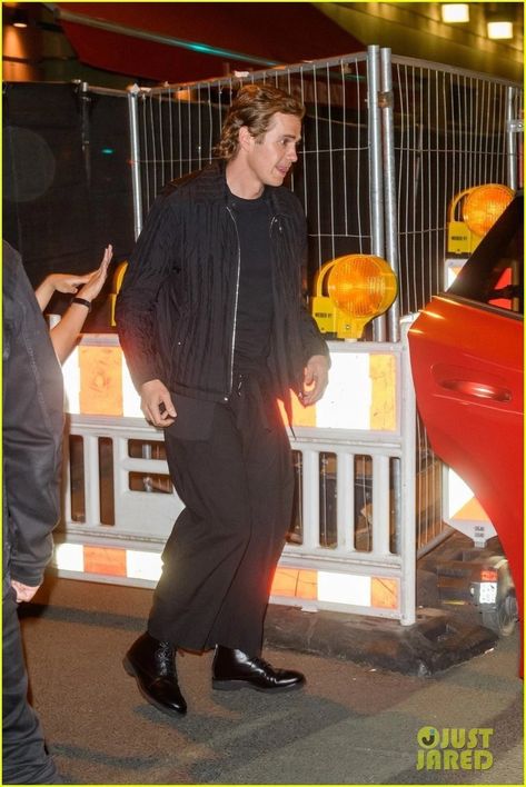 Hayden Christensen Street Style, Padme Anakin, Hayden Christensen Anakin, Guy Style, Hayden Christensen, My Man My Man, Gentleman Style, The Mandalorian, Lose My Mind