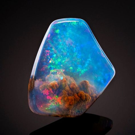 Luz Opal, Precious Opal, Cool Rocks, Crystal Therapy, Quartz Sphere, Mineral Stone, Rocks And Gems, Minerals And Gemstones, Precious Gems