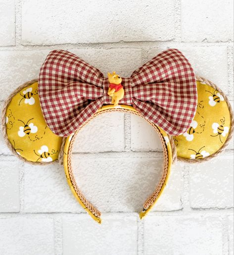 Disney Ear Ideas, Pooh Ears Diy, Winnie The Pooh Headband Ears Diy, Piglet Disney Ears, Cute Disney Ears, Diy Minnie Ears, Diy Minnie Mouse Ears, Disney Ears Diy, Disney Ears Winnie The Pooh