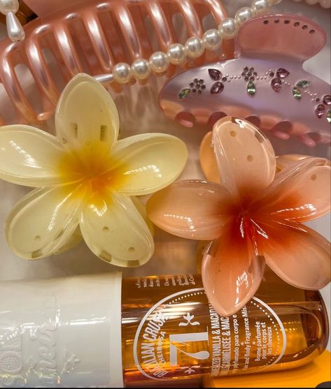 Coconut Dream, Body Care Products, Island Girl, Summer Feeling, In A Jar, Summer Dream, Summer Photos, Flower Hair Clips, Beach Aesthetic