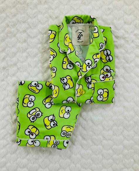 Comfortable nightwears for kids and women Kerropi Clothes, Keroppi Pajamas, Keroppi Merch, Sanrio Clothes, Pusheen Cat, Wrist Jewelry, Hello Kitty Art, Crazy Outfits, Fancy Makeup