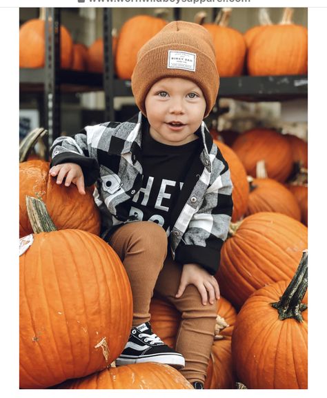 Pumpkin Picking Pictures, Pumpkin Patch Outfit Kids, Teddy Outfit, Fall Baby Pictures, Patch Outfit, Organic Cotton Leggings, Boys Fall Outfits, Pumpkin Patch Outfit, Pumpkin Picking