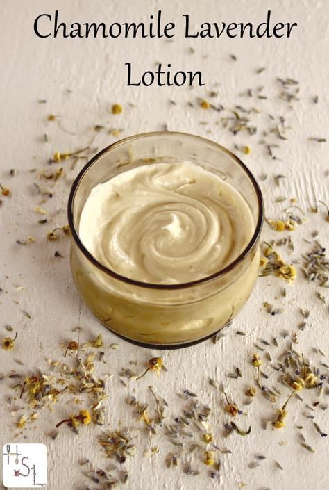 Whip up this healing and comforting Chamomile Lavender Lotion to soothe all that dry skin. Lavender Lotion, Lotion Recipe, Diy Lotion, Diy Kosmetik, Homemade Lotion, Diy Skin Care Recipes, Homemade Bath Products, Homemade Remedies, Lotion Bars