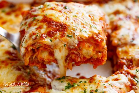 The Best Homemade Lasagna Recipe Almost everyone I’ve met over the course of my life seems to love lasagna or at least has tasted it and would love to try it once more. But not all Lasagna are made the same, this is due to the difference in recipe and cooking instructions followed to make...Read More Best Homemade Lasagna, Homemade Lasagna Recipe, Italian Sausage Lasagna, Homemade Lasagna Recipes, Pasta Fagioli Soup, Italian Lasagna, Sausage Lasagna, Fagioli Soup, Easy Lasagna Recipe