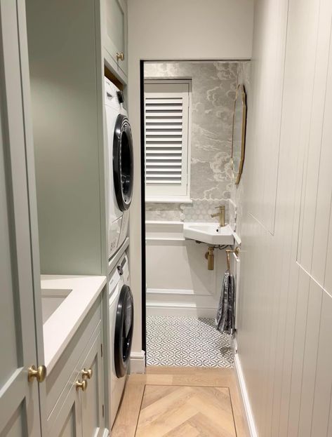 Uk Utility Room, Small Laundry In Bathroom, Laundry Room Toilet Combo, L Shape Utility Room Ideas, Laundry And Toilet Room, Secret Utility Room Door, Utility And Shower Room Ideas, Utility Bathroom Combo, Bathroom Utility Room Combo