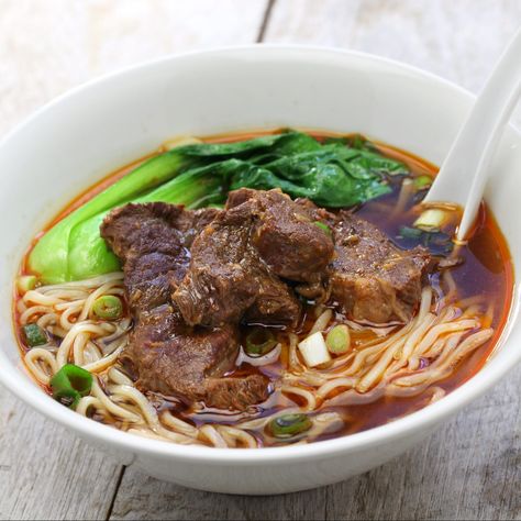 Making My Dad's Chinese Beef Noodle Soup Recipe Beef Noodle Stew, Chinese Beef Noodle Soup, Asian Soup Recipes, Chinese Beef, Chicken Tikka Masala Recipes, Beef Soup Recipes, Asian Beef, Noodle Soup Recipe, Beef Noodle Soup