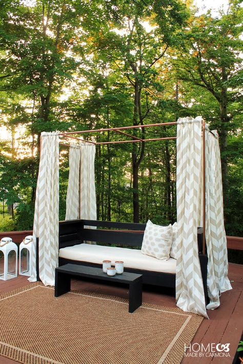 Diy Cabana, Cabana Ideas, Diy Bank, Used Outdoor Furniture, Pergola Diy, Outdoor Cabana, Diy Bench Outdoor, Backyard Canopy, Diy Canopy