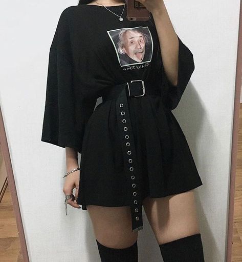 T shirt dress / black belt / thigh high black boots Egirl Fashion, E Girl Outfits, Tokyo Street Fashion, Aesthetic Grunge Outfit, Grunge Look, Rock Punk, Mode Inspo, E Girl, Alternative Outfits