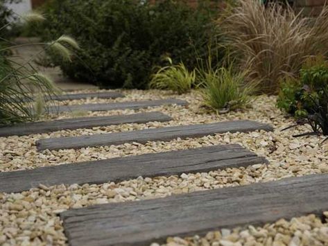 Sleepers In Garden, Low Maintenance Garden Design, Pebble Garden, Seaside Garden, Railway Sleepers, Back Garden Design, Garden Paving, Garden Stepping Stones, Gravel Garden