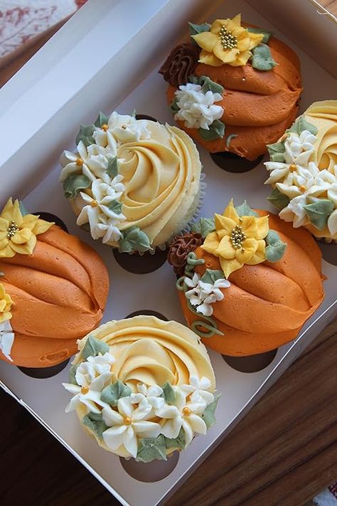 Check out this video Buttercream Fall Cupcakes! #buttercream #fall #cupcakes from Sweet Sisters Bake Thanksgiving Cupcakes Decoration, Fall Cupcakes Decoration, Cupcakes Fall, Pumpkin Buttercream, Piping Buttercream, Thanksgiving Cupcakes, Fall Cake, Fall Cupcakes, Thanksgiving Dinner Table