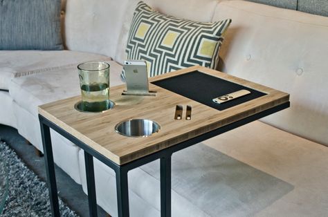 Caddy is a table to bring all of your necessities and tech devices right up next to you when you're trying to relax. http://design-milk.com/caddy-sofas-best-friend/ Ikea Sofa Table, Armrest Table, Couch Tray, Meja Sofa, Tv Tray Table, Ikea Couch, Table Ikea, Sofa Inspiration, Couch Diy