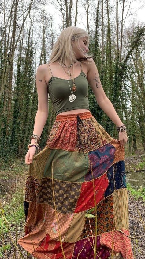 Fairy Skirt in the Forest Hippie style clothing, Earthy outfits, Hippie outfits Boho Winter Outfits Hippie, Hippie Skirt Outfit, Thrift Outfits Ideas, Pink Skirt Outfit, Electric Forest Outfit, Green Top Outfit, Pink Skirt Outfits, Fairy Core Outfits, Outfit Hippie