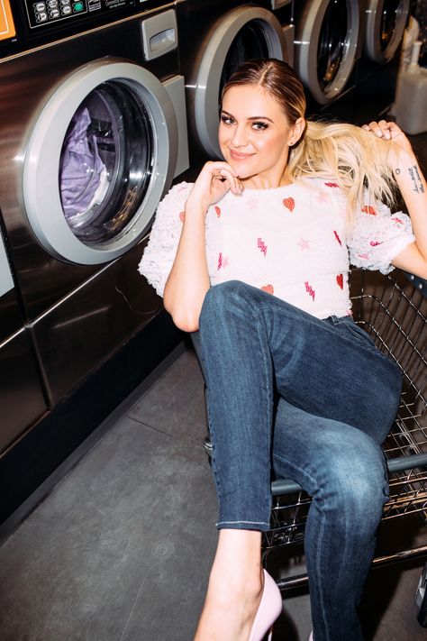 There’s A Reason Kelsea Ballerini Shares SO Much On Instagram Kelsea Ballerini Outfits, Kelsey Ballerini, Laundry Today Or Naked Tomorrow, Country Female Singers, Morgan Evans, Radio Disney, First Meet, Maren Morris, Celebrities Then And Now