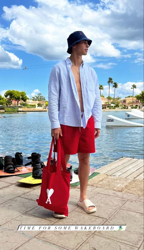 Goa Outfits, Jacob Rott, Beach Outfit Men, Aesthetic Men, 19 August, Minimalist Fashion Men, Island Outfit, Summer Christmas, Beach Vacay