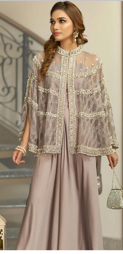 Plazzo Designs Style, Balochi Culture, Plazzo Designs, Nomi Ansari, Asian Clothes, Pakistani Style, Desi Wear, Pakistani Bridal Dresses, Indian Clothing