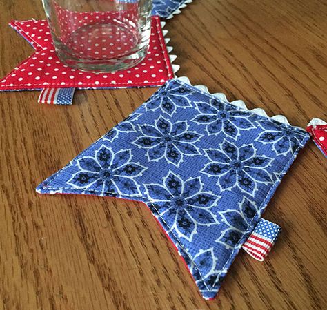 Fourth Of July Sewing Projects, 4th Of July Banners Ideas, Diy Fourth Of July Crafts, Craft Picnic, Forth Of July Crafts, Patriotic Sewing, Patriotic Garland, Rag Flag, Bunting Pattern