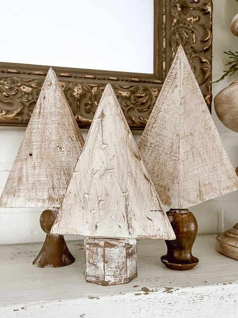 Wood Xmas Trees Farmhouse, Wood Churches Diy, Wood Trees, Christmas Booth, Decoupage Wood, Plaster Crafts, Silver Christmas Decorations, Shabby Christmas, Wood Christmas Tree