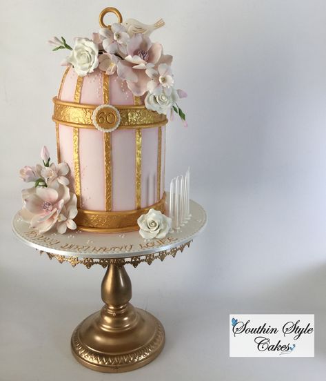 Birdcage Cake, Daisy Wedding Cakes, Bird Cage Cake, Fondant Cake Tutorial, Wedding Cake Birds, Present Cake, Bird Cake, Amazing Chocolate Cake Recipe, Ballerina Cakes