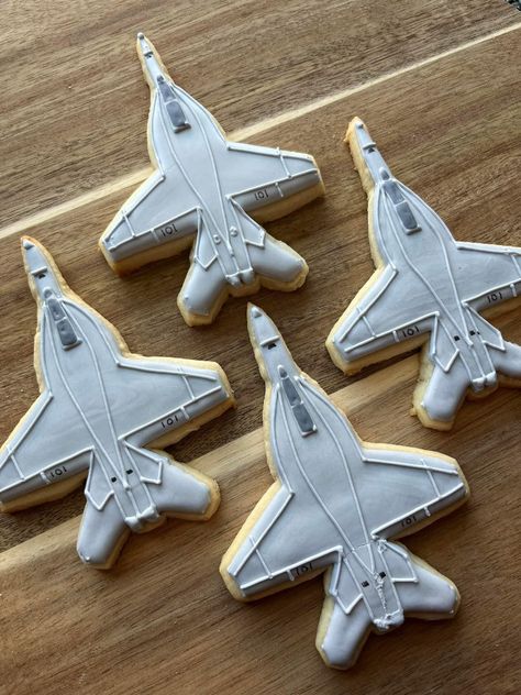 Jet Cookies Decorated, Air Force Birthday Party Ideas, Jet Themed Birthday Party, Air Force Cookies, Jet Birthday Party, Fighter Jet Cake, Airplane Party Food, Engineering Party, Air Force Baby