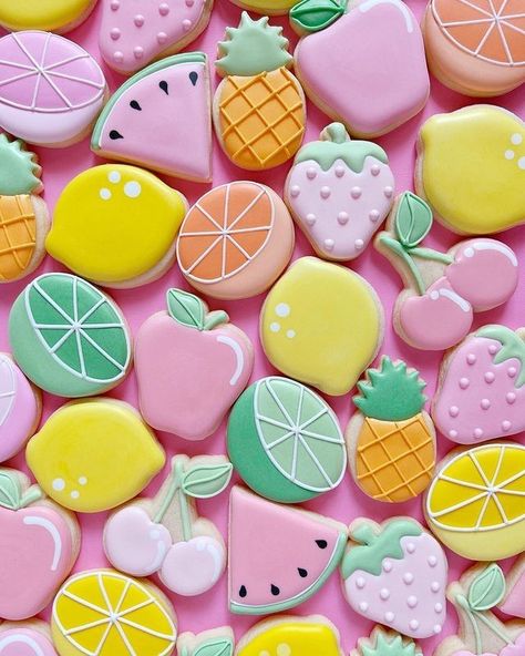 Bakes that inspire on Instagram: “Bright & cheerful fruit cookie set 💖 ⠀⠀⠀⠀⠀⠀⠀⠀⠀ ⠀⠀⠀⠀⠀⠀⠀⠀⠀ 👩‍🍳 Baker: @hol_fox⠀⠀⠀⠀⠀⠀⠀⠀⠀ ⠀⠀⠀⠀⠀⠀⠀⠀⠀ ~~~~~~~~~~~~~~~~~~~~~⠀⠀⠀⠀⠀⠀⠀⠀⠀ 👩‍🍳👨‍🍳 Join…” Lemon Cookie, Flooding Cookies, Royal Iced Cookies, Icing Ideas, Cherry Cookies, Fruit Cookies, Summer Cookies, Cutout Sugar Cookies, Sugar Cookie Designs