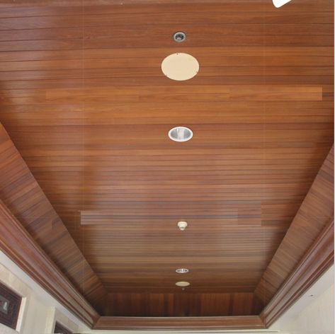 Teak Ceiling Living Rooms, Wooden Pvc Ceiling Design, Wood Ceiling Ideas Living Room, Wpc Ceiling Design, Ceiling Wood Design, Wood False Ceiling, Wooden False Ceiling Design, Pvc Wooden Ceiling, Wooden Ceiling Ideas