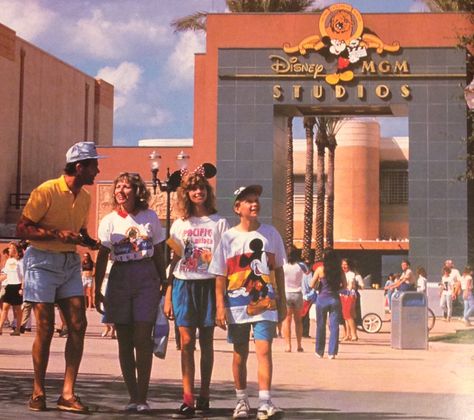 90s Disney World, Disney Moodboard, Disney Nostalgia, 80s Disney, Disney World Aesthetic, Disney 90s, Mgm Studios, Theme Park Outfits, Disney Florida