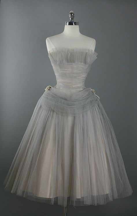 Grey Ballgown, 1960s Dresses Formal, 1950s Ballgown, 50s Gown, Wedding Dress Ballgown, 50s Prom Dresses, 1950s Prom Dress, Wedding Dress Ball Gown, 1950s Wedding Dress