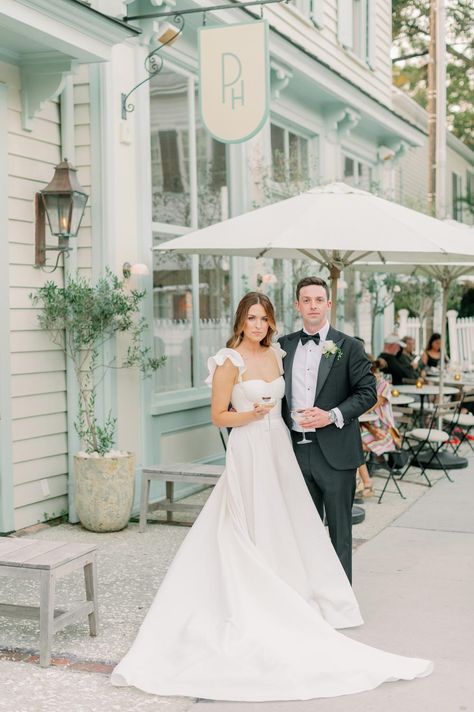 Charleston Harbor Resort And Marina Wedding, Post House Inn Charleston, Small Charleston Wedding, Intimate Spring Wedding, Downtown Charleston Wedding, Intimate Black Tie Wedding, Outdoor Southern Wedding, Charleston Micro Wedding, Preppy Wedding Dress