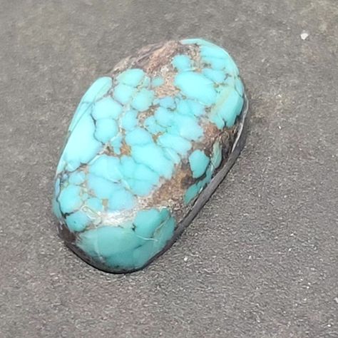 Hubei Turquoise Cabochon Backed $10 Comment me, mine, m, etc. To claim $5 shipping to 🇺🇸 $19 shipping to everywhere else Combined shipping on multiple purchases offered. 😁 . . . #turquoise #variscite #lapidary #jewelry #Nevadavariscite #silversmith #cabochon #cabs #gemstones #geology #jewelrydesign #turquoiseforsale #cabsforsale #cabsale #hubei #royston #number8mine #7d #desertbloom #rocks #angelwing #saguaro #Aloe #Masonspass #sevendwarfs #art #turquoiseforsale Lapidary Jewelry, Hubei Turquoise, Four Winds, Tibetan Turquoise, Seven Dwarfs, Turquoise Jewelry, Geology, Stone Jewelry, Jewelry Design