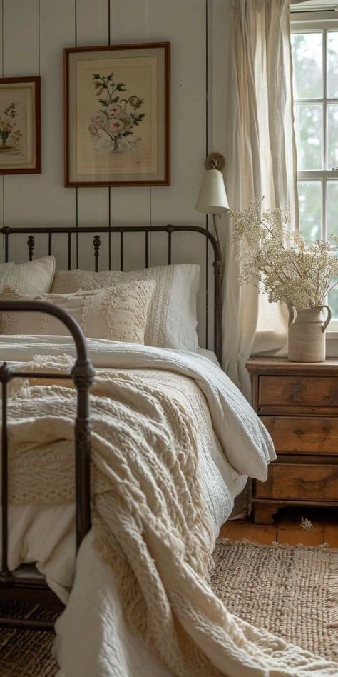 Cottage Core Bedroom Ideas, Cottage Core Bedroom, Cottage Core Home, Bedroom Trends, Cottage Bedroom, Home Makeover, Farmhouse Bedroom, Cozy Room, Room Inspiration Bedroom