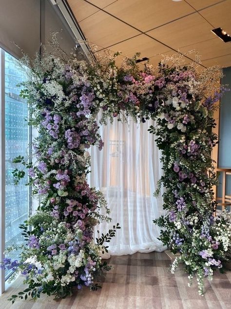 Lilac Arch Wedding, Purple Floral Arch, Purple Wedding Arch Ideas, Lilac Green Wedding, Enchanted Forest Theme Backdrop, Lilac Purple Wedding Theme, Lilac And Green Wedding, Purple Wisteria Wedding, Purple And Green Wedding Theme