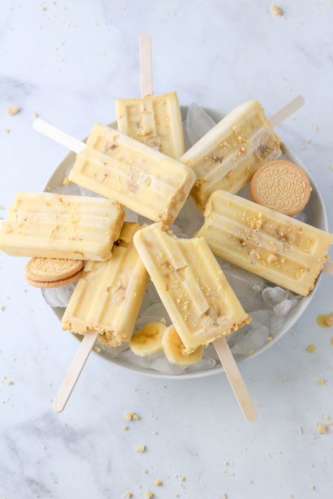 Banana Pudding Popsicles - My Life After Dairy Dairy Free Popsicles, Vegan Frozen Dessert, Creamy Banana Pudding, Pudding Popsicles, Pudding Pops, Banana Popsicles, Instant Banana Pudding, Easy Banana Pudding, Pudding Pop