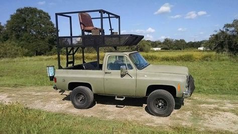 $4,000 Texas Hunting Truck: 1976 Chevrolet K5 Blazer - http://barnfinds.com/4000-texas-hunting-truck-1976-chevrolet-k5-blazer/ Hunting Vehicles, Hunting Truck, Off Roaders, Best Barns, Truck Mods, K5 Blazer, Hunting Blinds, Truck Camping, Camp Ideas