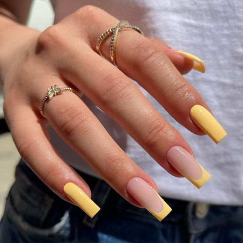 Acrylic Nails Yellow, Fall Acrylic, Yellow Nails Design, August Nails, Nail Board, French Tip Acrylic Nails, School Nails, Short Acrylic, Nails Medium